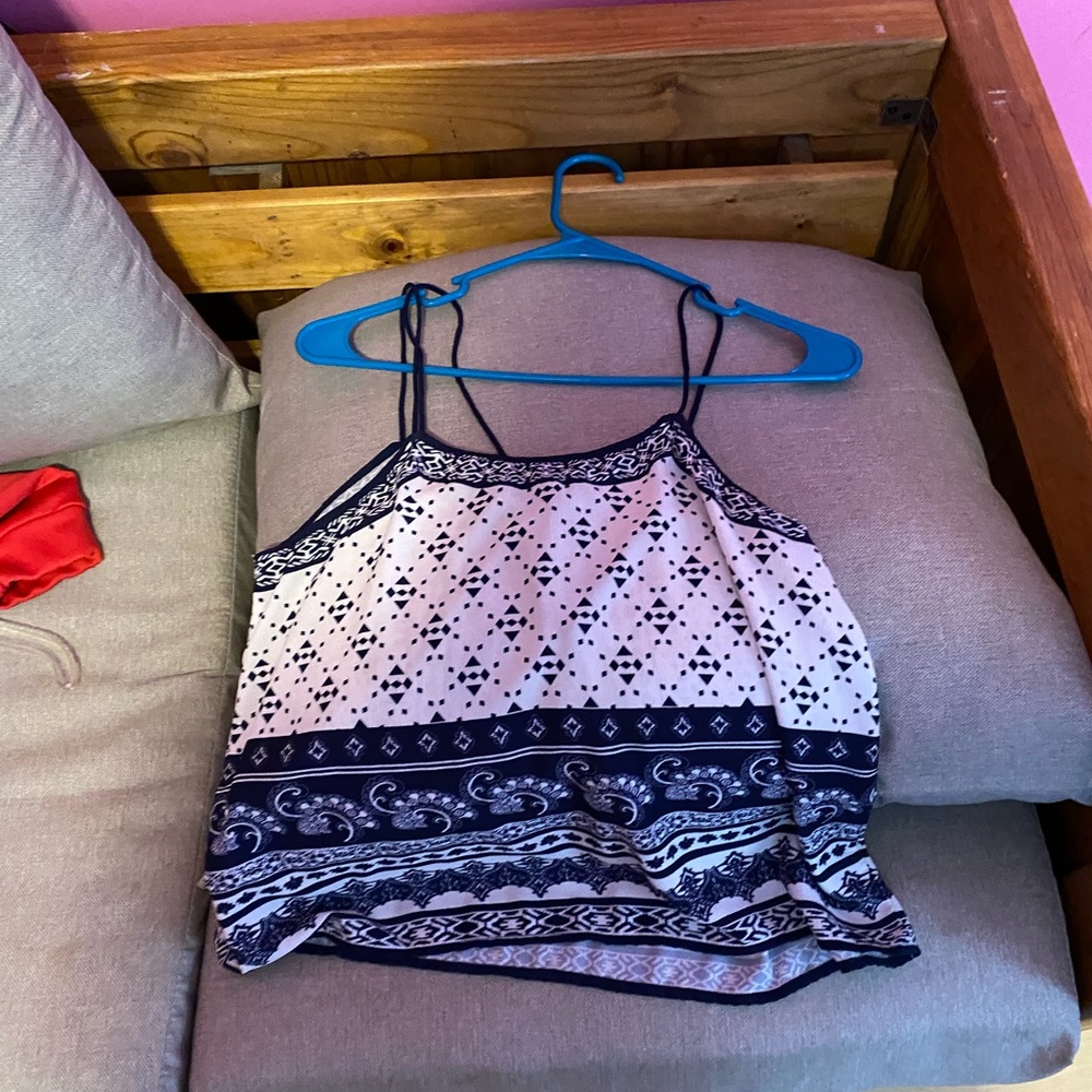 Never worn cute little tank top size S